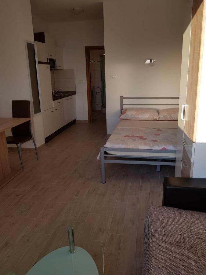 Studio Apartment Matija Podstrana Eksteriør billede