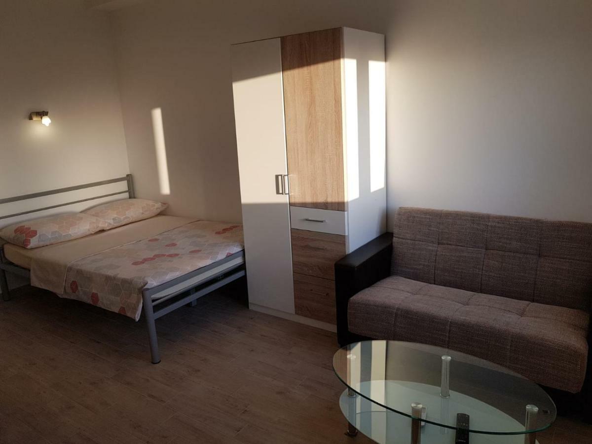 Studio Apartment Matija Podstrana Eksteriør billede