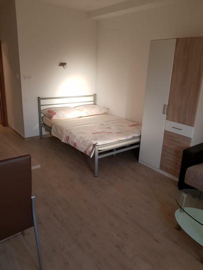 Studio Apartment Matija Podstrana Eksteriør billede