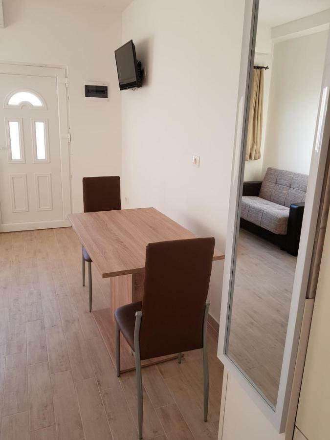 Studio Apartment Matija Podstrana Eksteriør billede